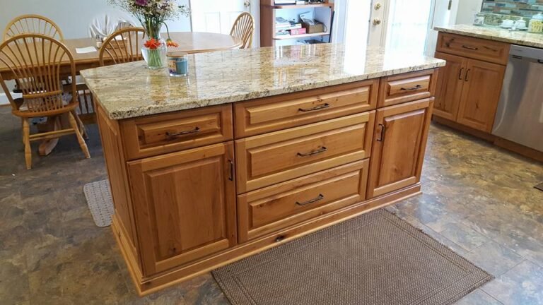 Rustic Cherry Amish kitchen cabinets in Manassas VA with natural finish